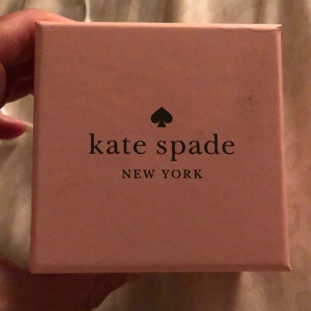 Kate Spade earrings 🌸